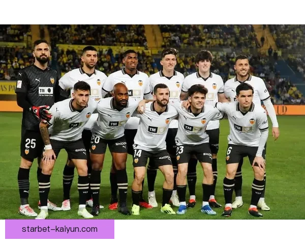 西甲白色荣耀展现出强劲竞争力，球队状态回暖值得关注