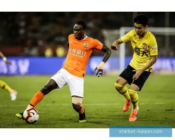 印尼队边路突破表现稳健,进攻端持续提升 印尼队边路突破表现稳健,进攻端持续提升